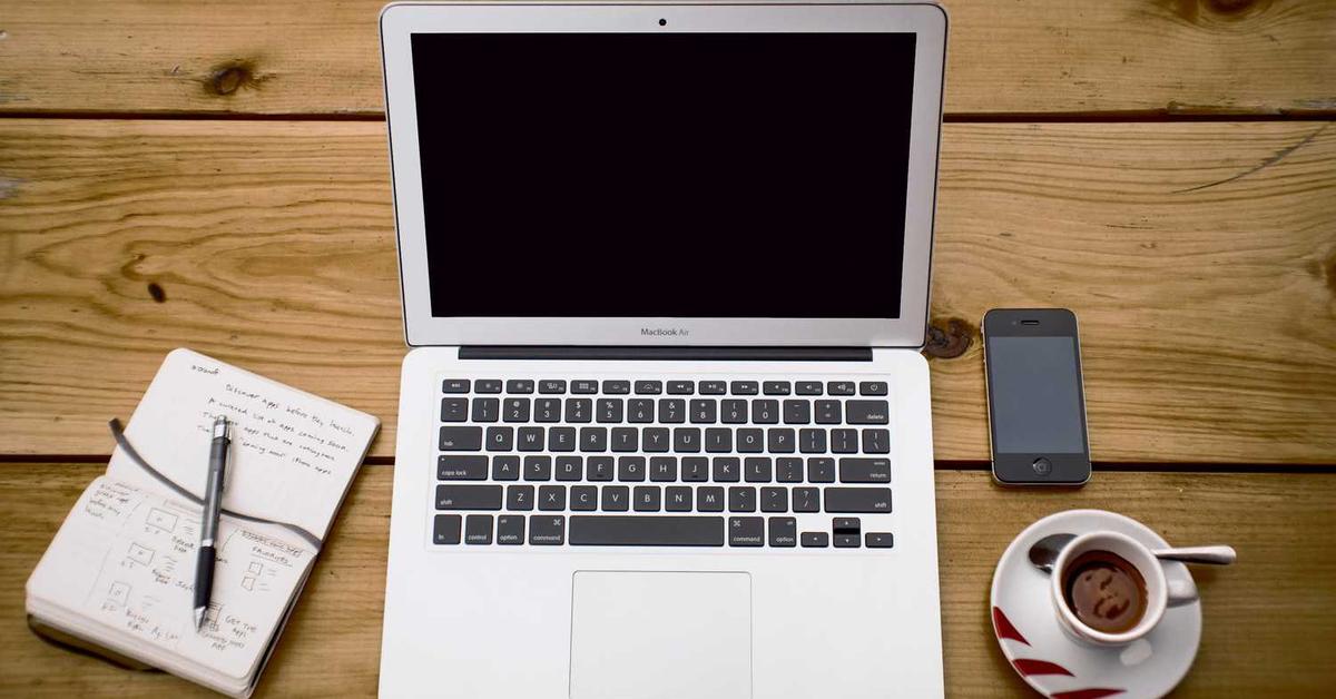 Nowe Standardy HTML, CSS, JS 2025: Kompletny Przewodnik dla Deweloperów i Firm